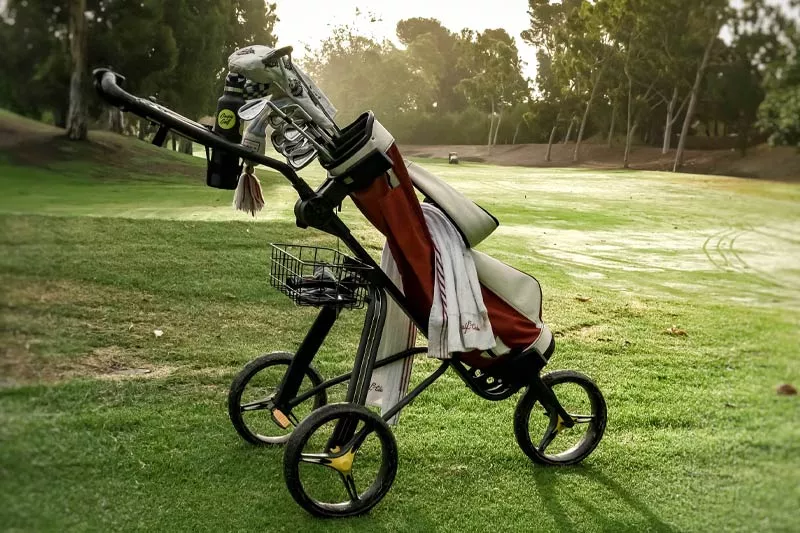How To Choose the Right Golf Bag For Push Carts